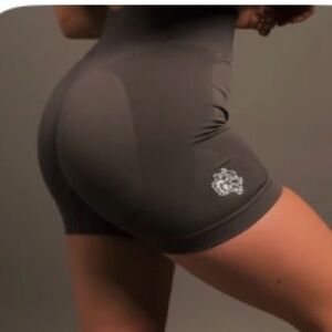 Darc Sport-she wolf forever seamless short